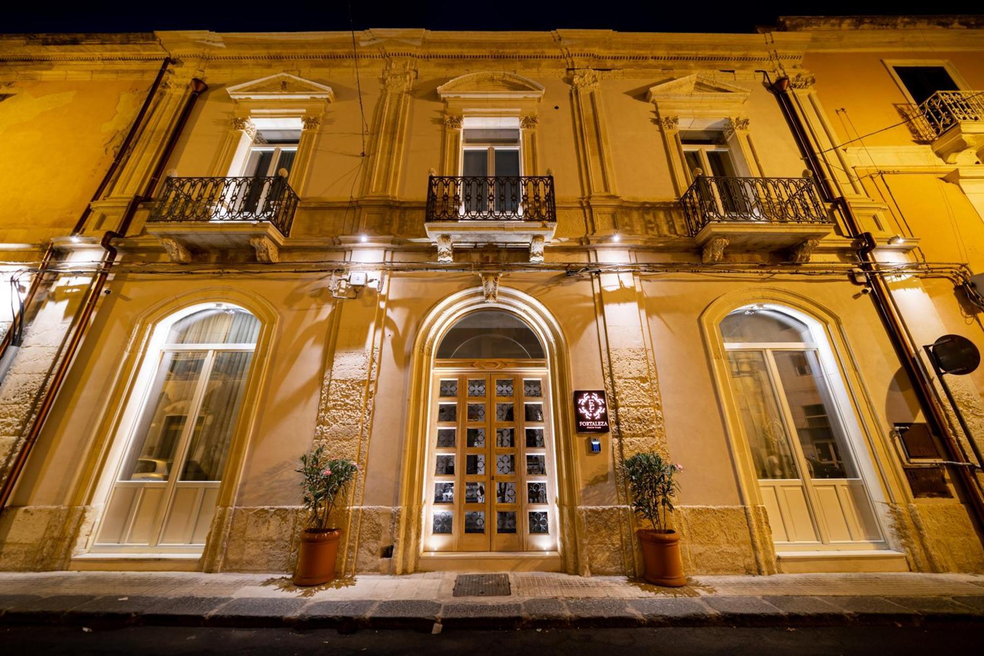 Fortaleza Charme House Syracuse Buitenkant foto